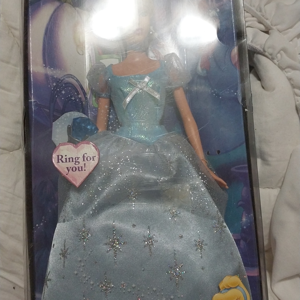 Dolls - Picture 4 of 4